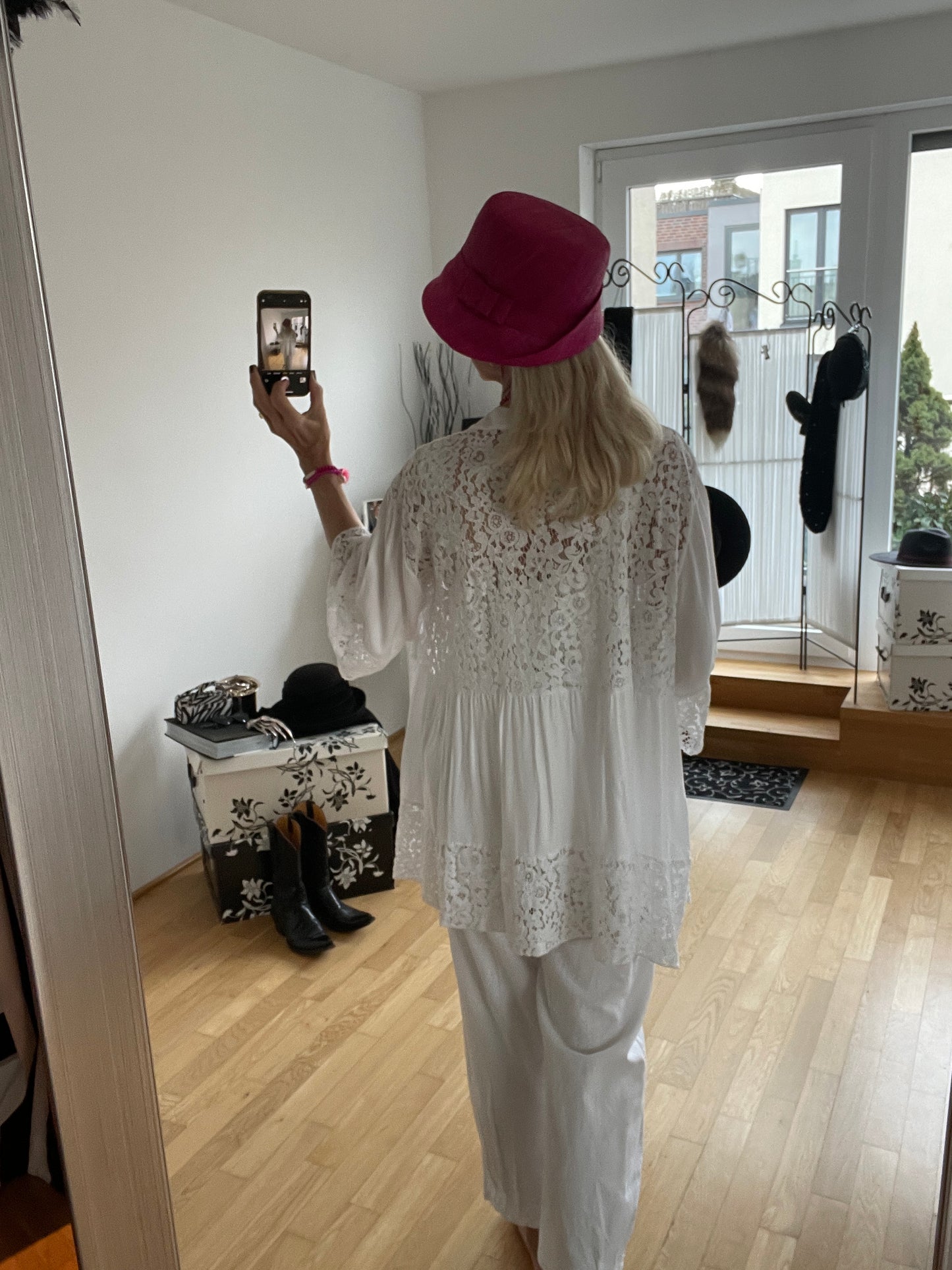 Tunika LENI white €89,90; herrliches, super schickes Modell für XXXL-Genussgrößen