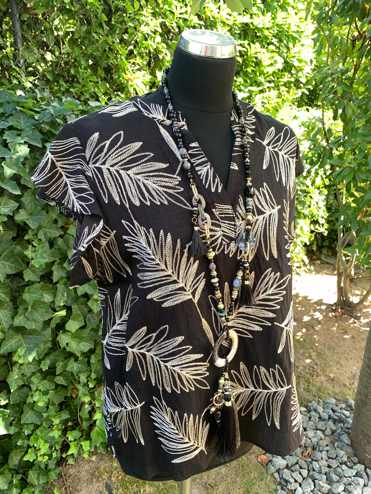 Oberteil NANNY gold/schwarz; jetzt €39,90 statt €79,90 im Super Summer Sale