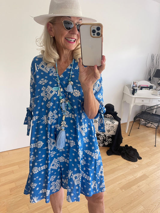 Kleid MOMENT blue; €69,90