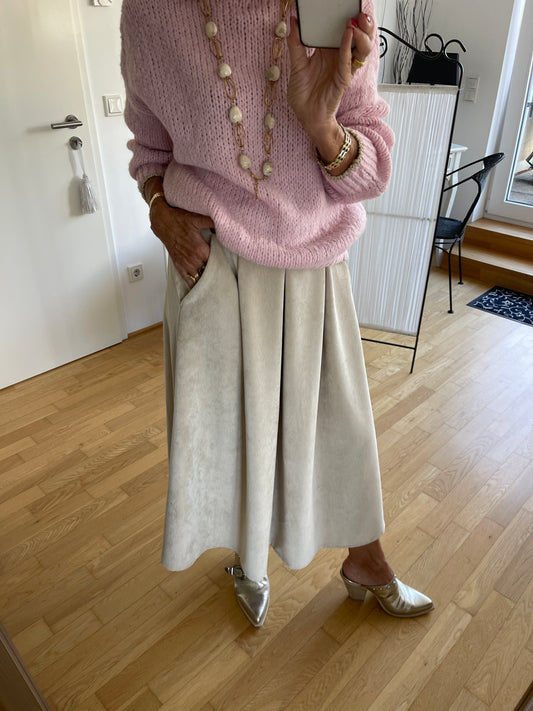 Rock CASCADEUR €99,90; edler Feincord,…so angenehm und herrlich fallend🍂
