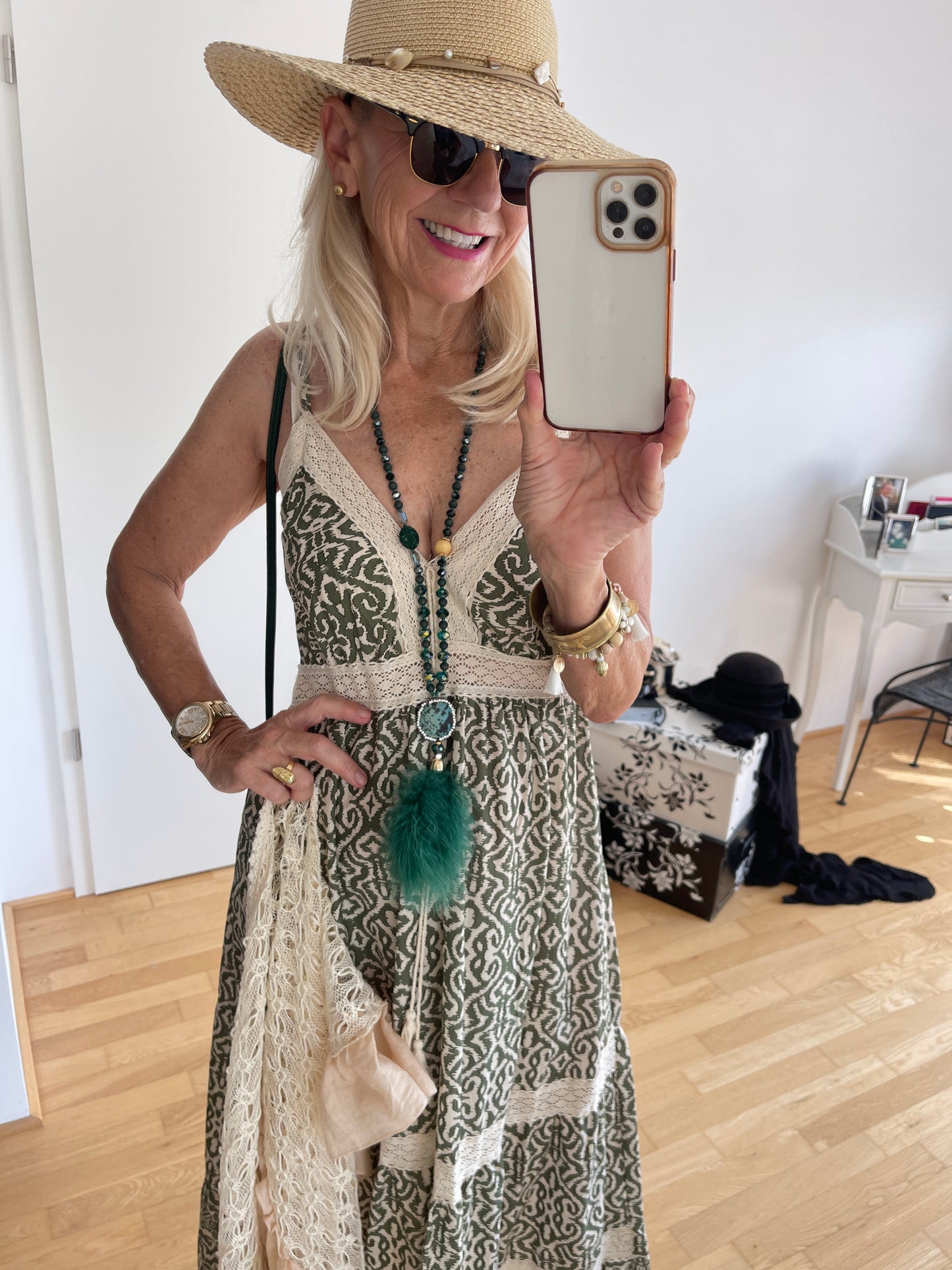 Kleid JAMIE green; jetzt €69,90 im Outlet anstatt €99,90; sooo schön sommerlich im Boheme-Style