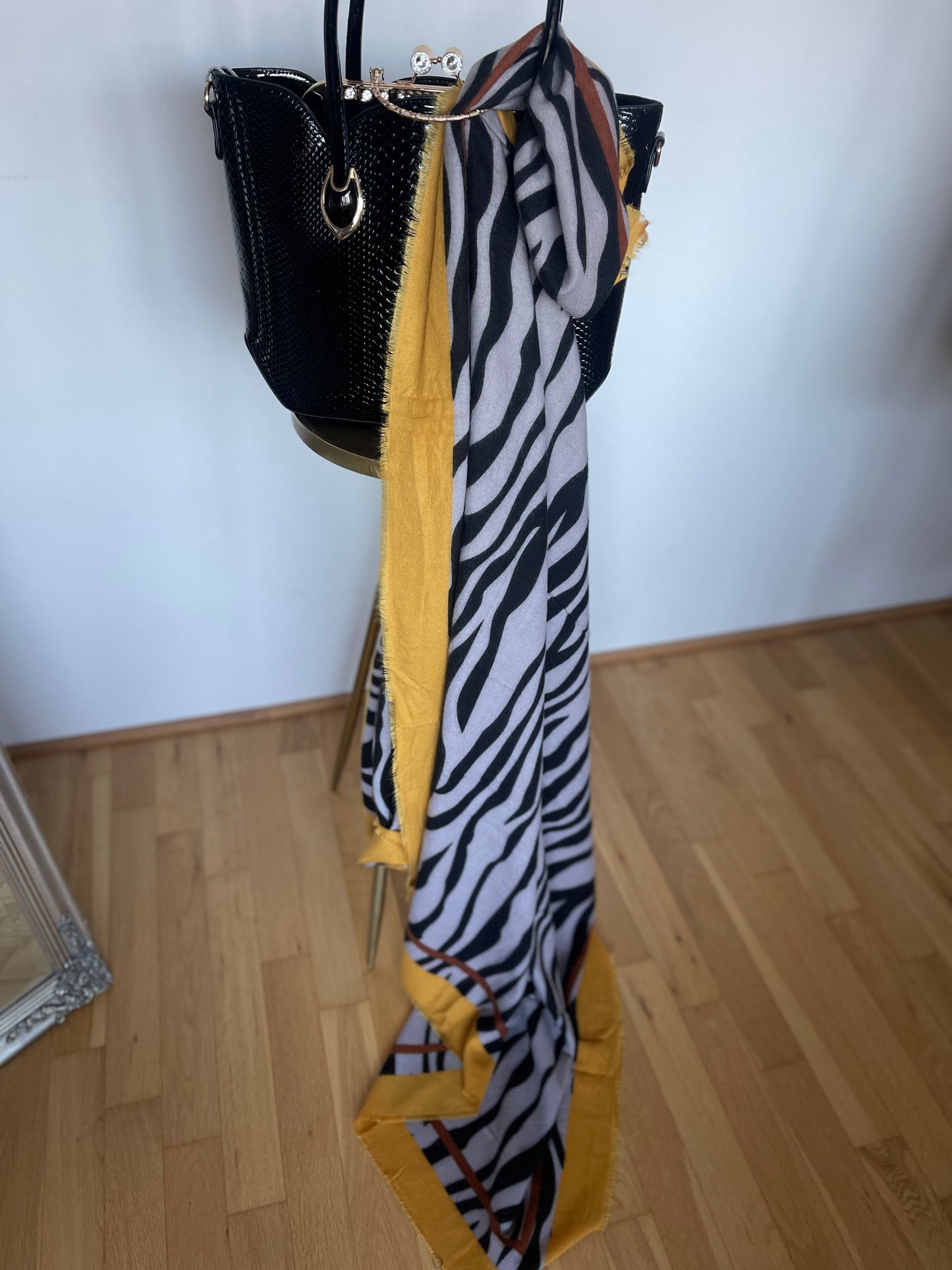Schal LOLA yellow €49,90; wunderschöner Big-Schal