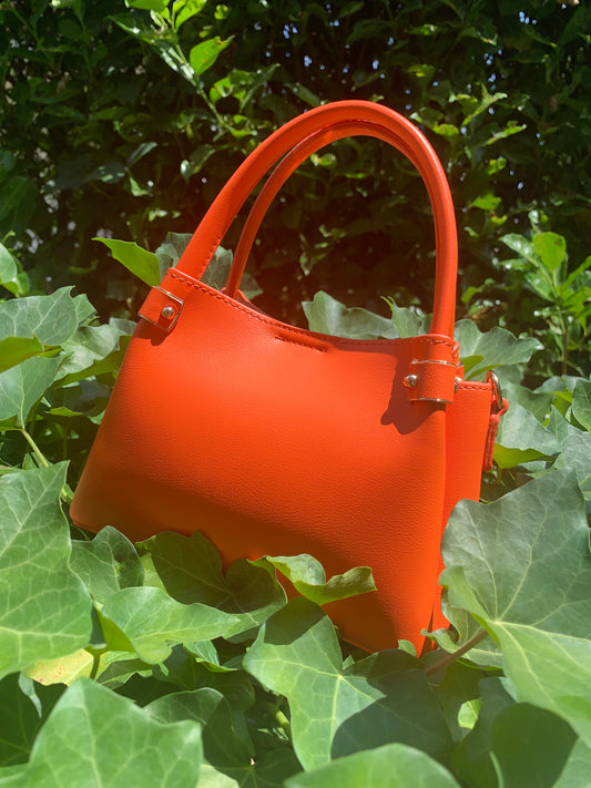 Tasche IBIZA orange €59,90; was für eine zauberhafte Mini-Bag