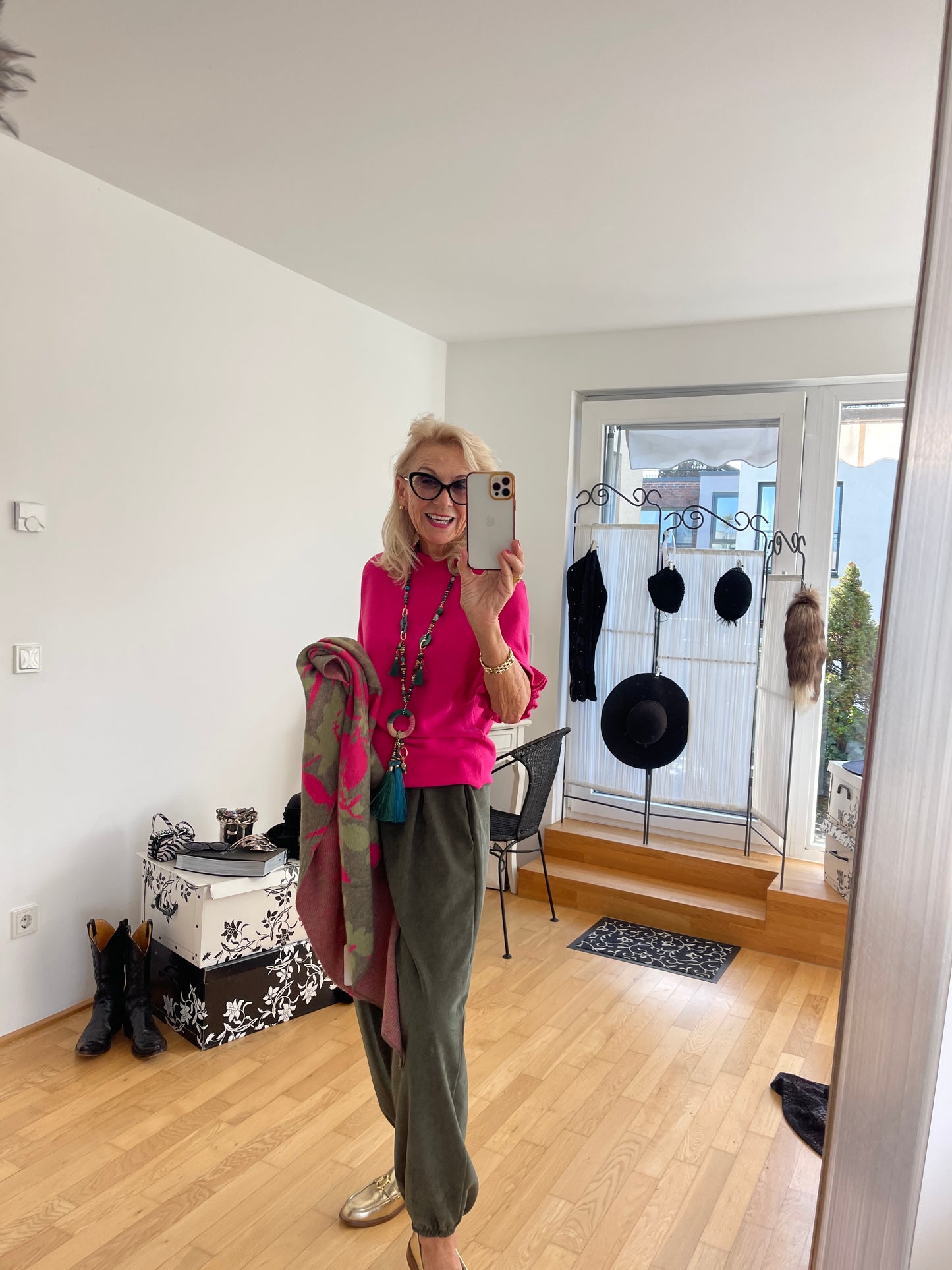 Pullover COLETTE pink €69,90; so edel, schick und kuschelig 🍁