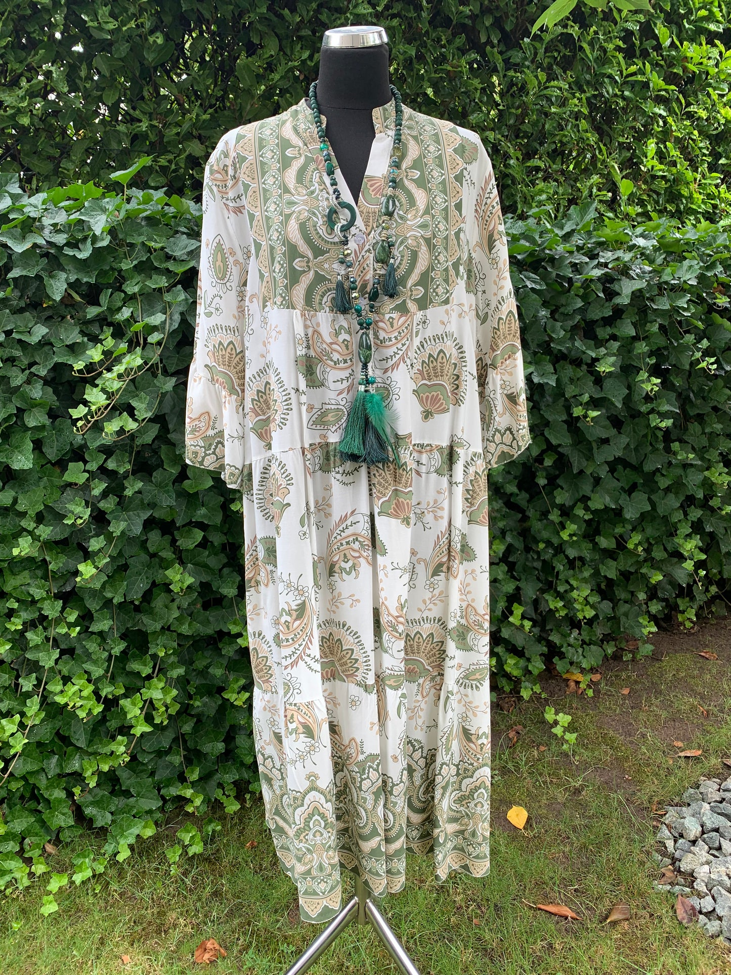Kleid PHILIPPA green-beige jetzt €59,90 statt €99,90 im Super-Summer-Sale
