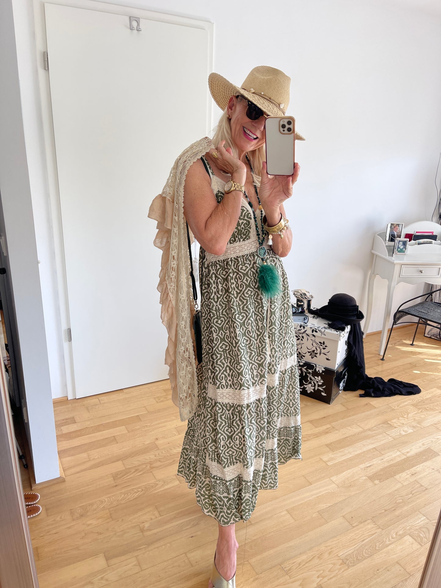 Kleid JAMIE green; jetzt €69,90 im Outlet anstatt €99,90; sooo schön sommerlich im Boheme-Style