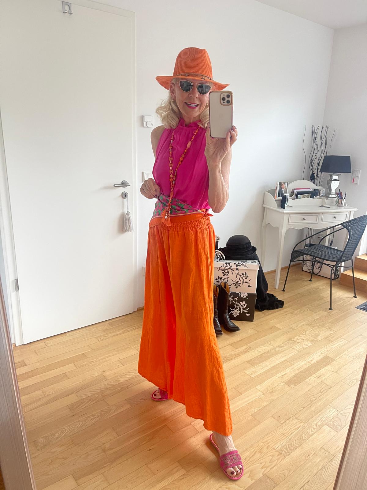 Oberteil ALLISON pink €69,90; sooo schick!! Ein modischer Hingucker!!