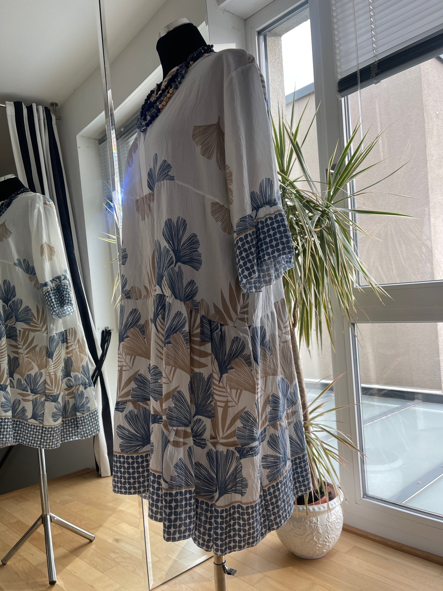 Tunika GINKO blue, beige-champagner im Outlet €69,90 statt €89,90; genialer Schnitt, herrliches Material, toller Print