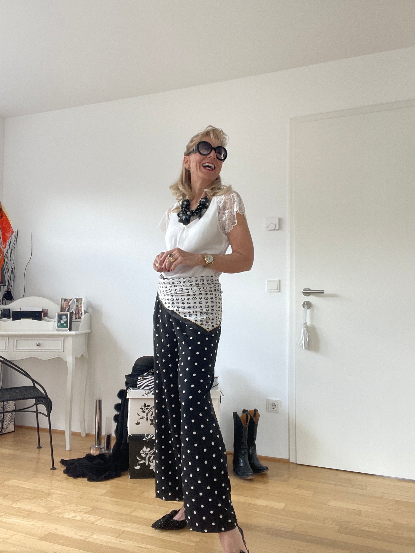 Oberteil/Top SUSA white €49,90; ein genial schickes Basic-Teil
