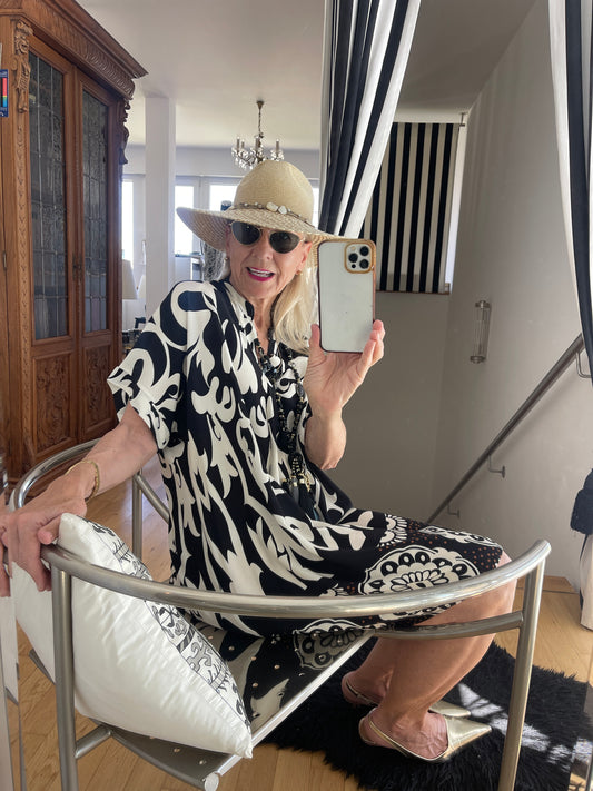Tunika SULTA €89,90; ob als Longtunika oder als Kleid, das Modell ist einfach genial