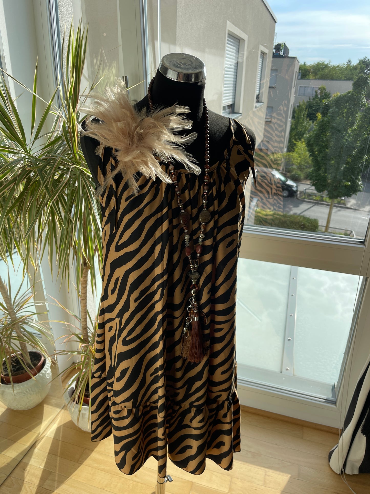 Kleid COPPA €39,90 statt €69,90; .. luftiger geht es kaum!