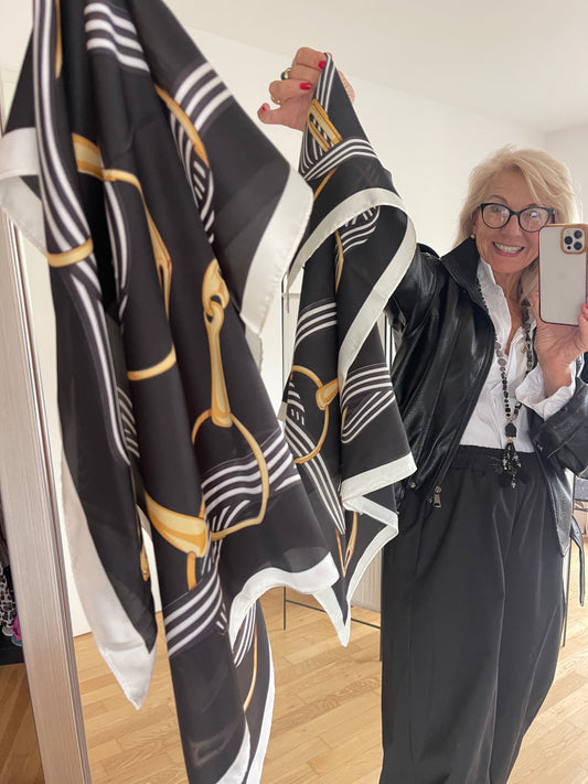 Schal Nikkituch SAPHIR €29,90; so richtig edel; ein tolles Accessoires🍁