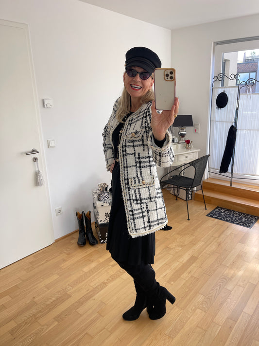 Blazer GABRIELLA Gr. L; „IM BLACK-FRIDAY OUTLET“ nur noch €59,90 statt €139,90; Boucle-Blazer im Coco-Style