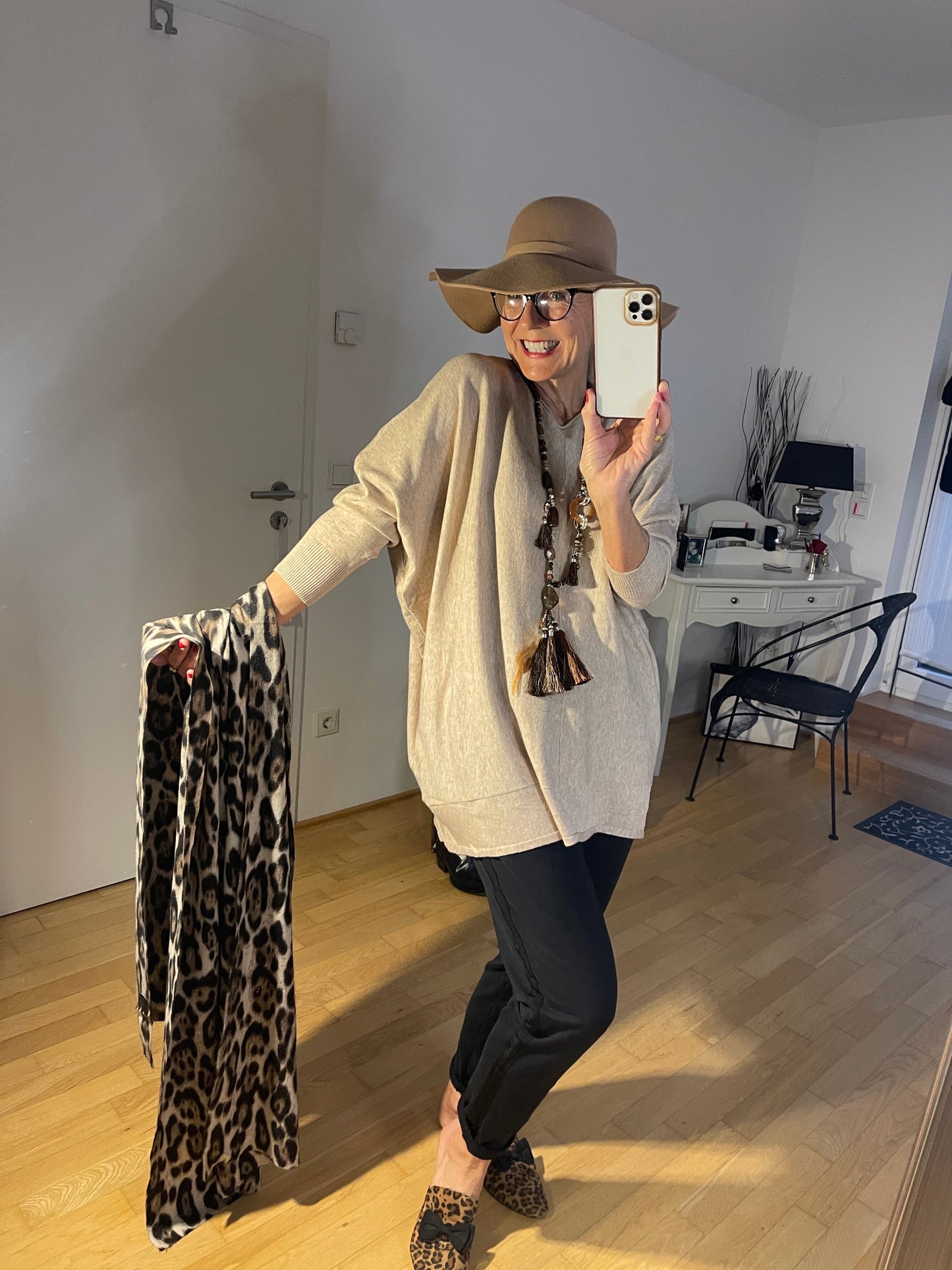 Pullover MOLA beige; jetzt im Oktober-Sale für €59,90 statt €99,90…klasse Modell auch für Genussgrößen