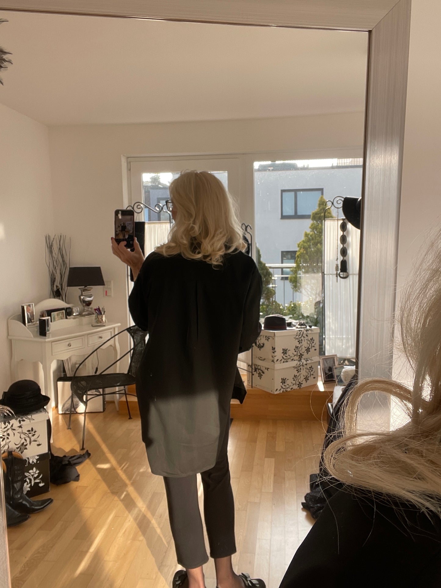 Bluse DARLING black; €89,90 super schicke & ausgefallene Oversize-Long-Bluse