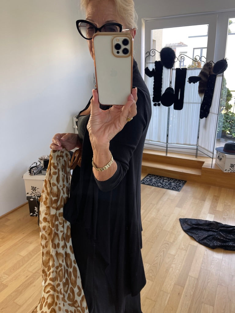 Strickjacke STAR €79,90, wunderbar leichte sowie figurbetonte Longstrickjacke