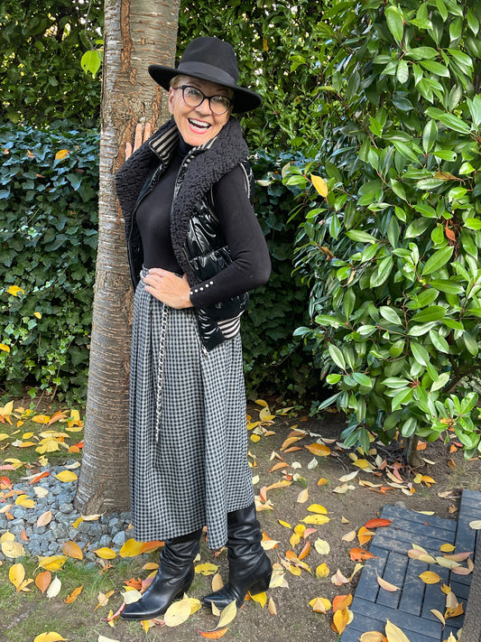 Weste GUSTO €69,90 statt €99,90; nicht nur schön, auch richtig ausgefallen