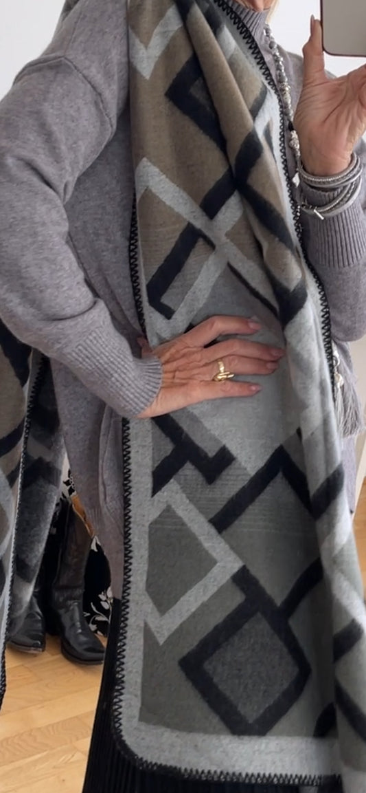 Schal ISLAND; „IM BLACK-FRIDAY OUTLET“ nur noch €39,90 statt €79,90; soooo herrlich stylisch & kuschelig