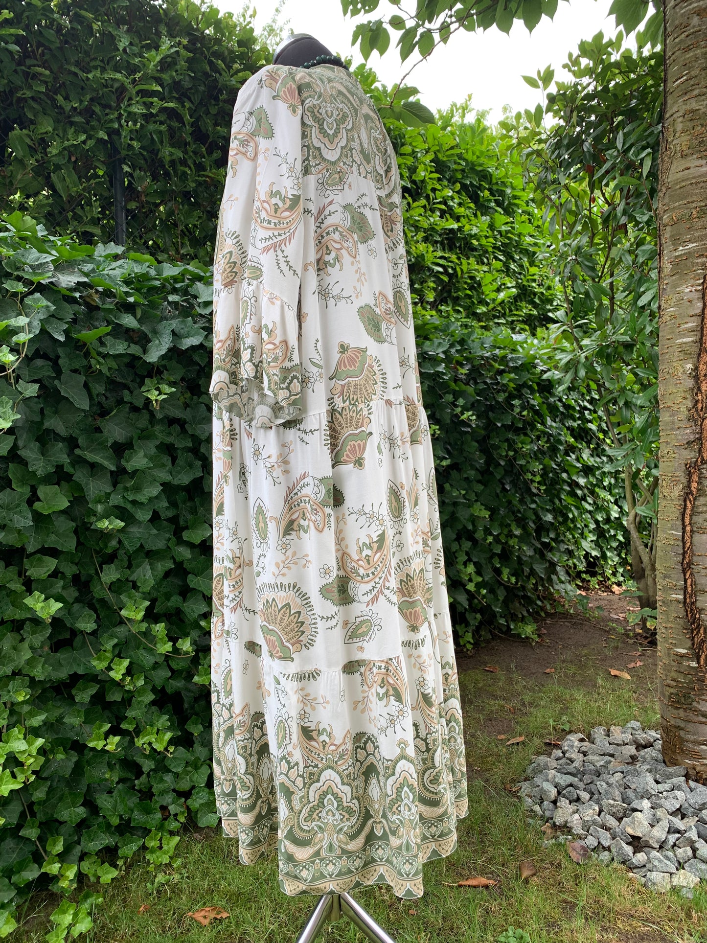 Kleid PHILIPPA green-beige jetzt €59,90 statt €99,90 im Super-Summer-Sale