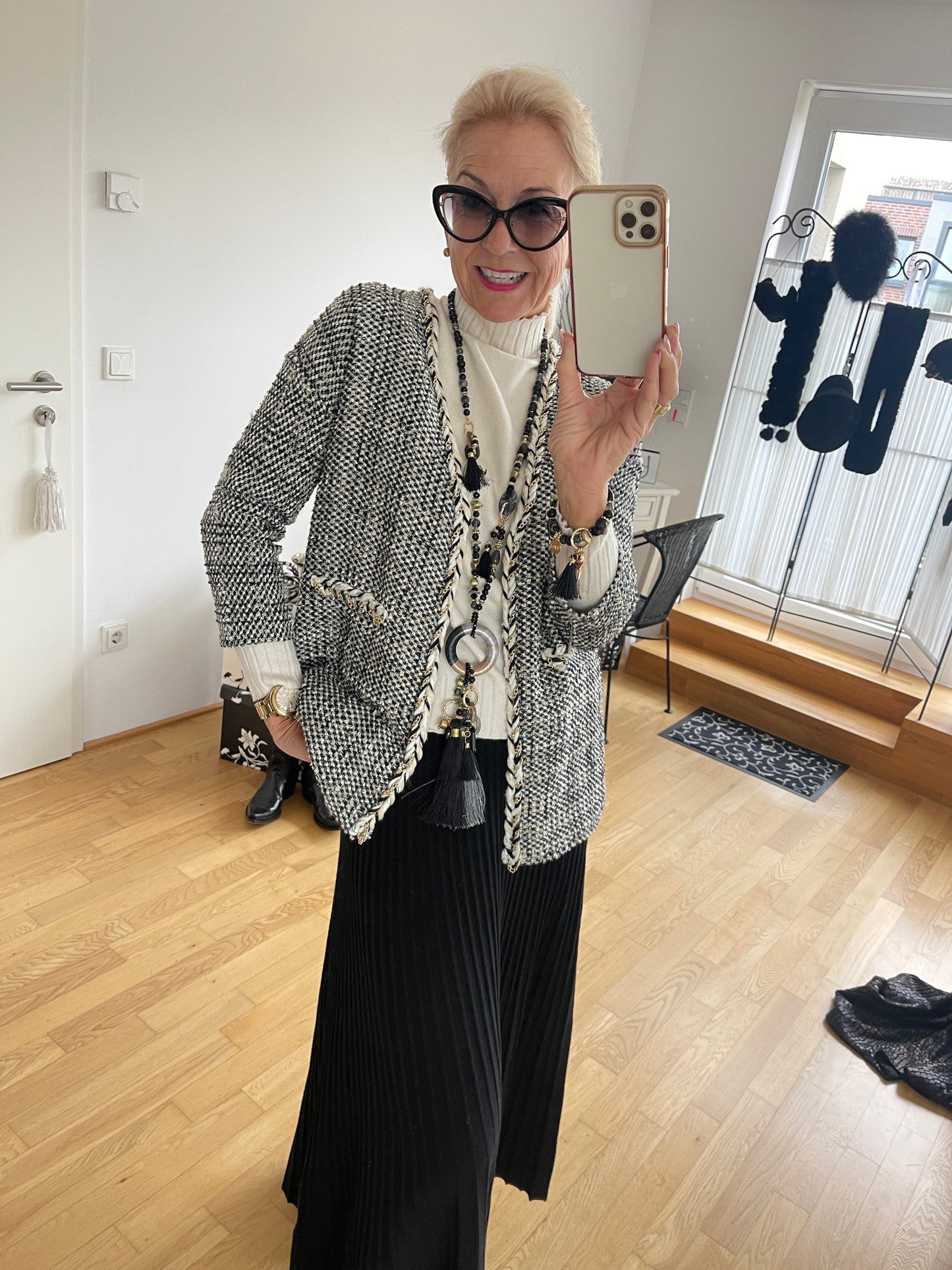 Jacke MASCHA jetzt €99,90; total schicker Strickblazer, perfekt kombinierbares Modell