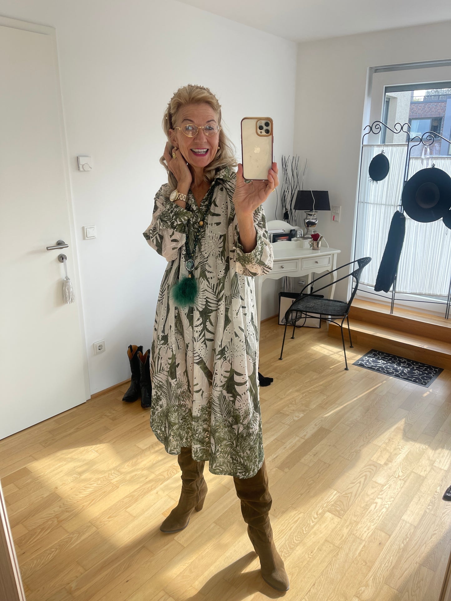 Kleid CARLOS; €99,90 was für ein tolles Modell, perfekt für große Größen
