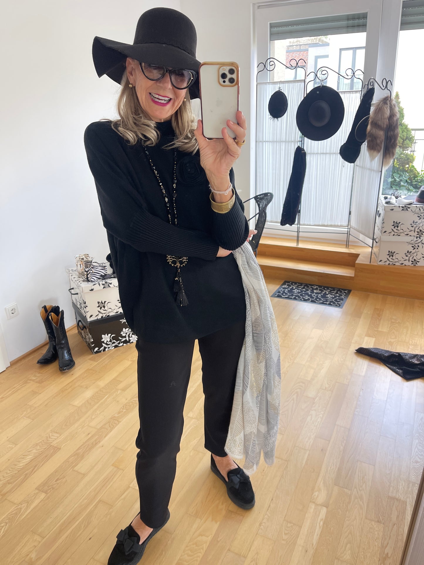 Oberteil MELANIA black €89,90; lässig, edel und herrlich angenehm