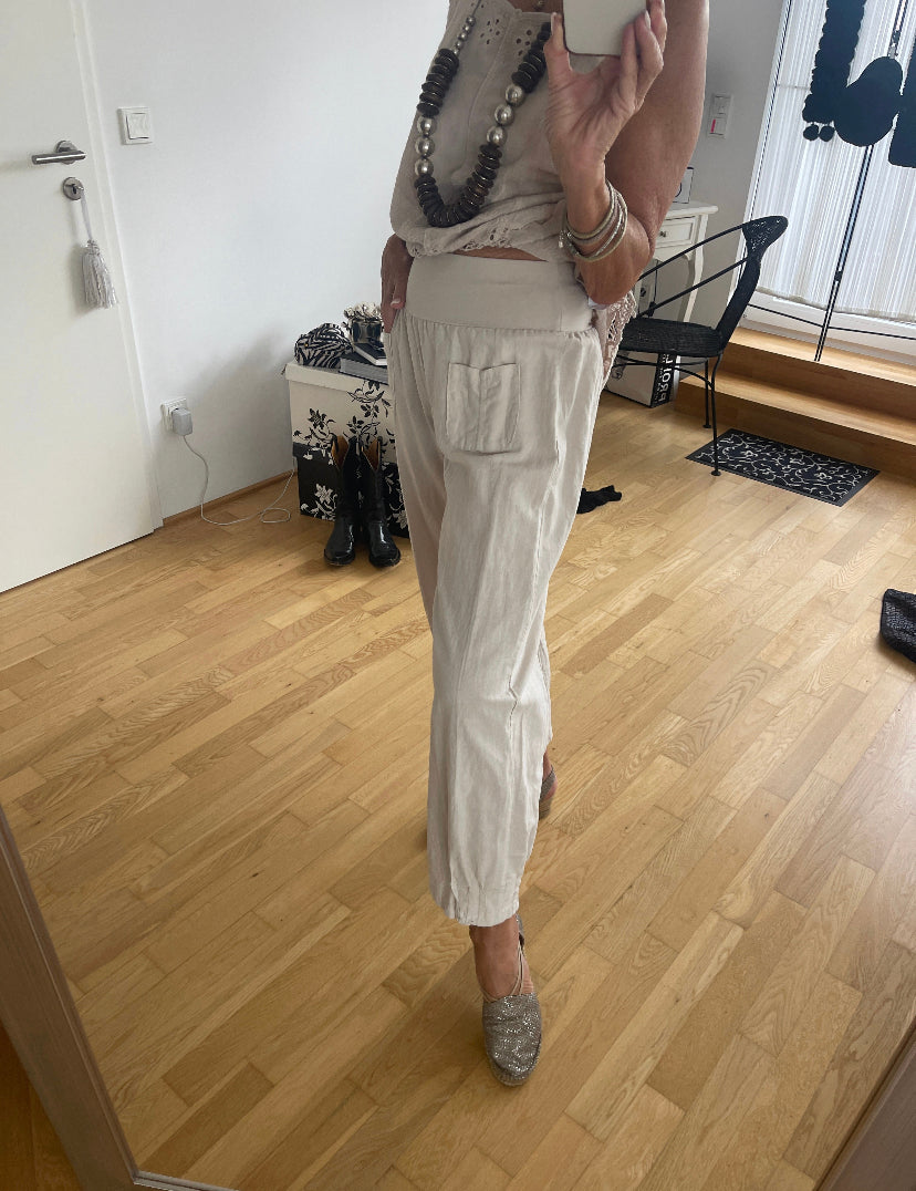 Hose PEGGY beige XXXL €69,90; geniale Hose mit Wohlfühlgarantie