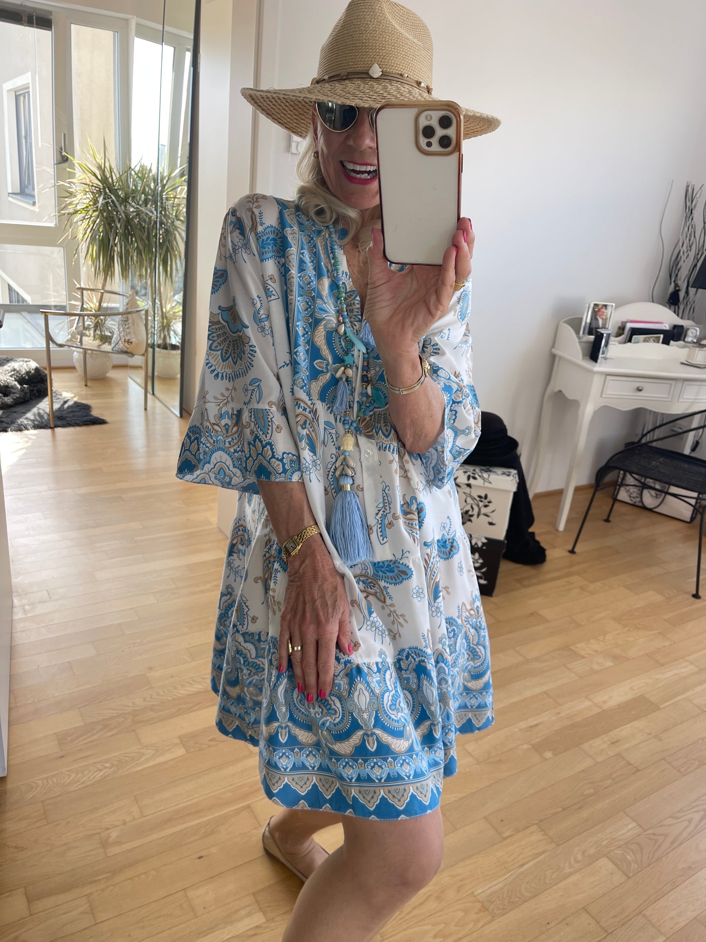 Tunika ADELE blau-beige €89,90; ein wunderschönes Tunikakleid in einer ausgefallenen Farbkombination