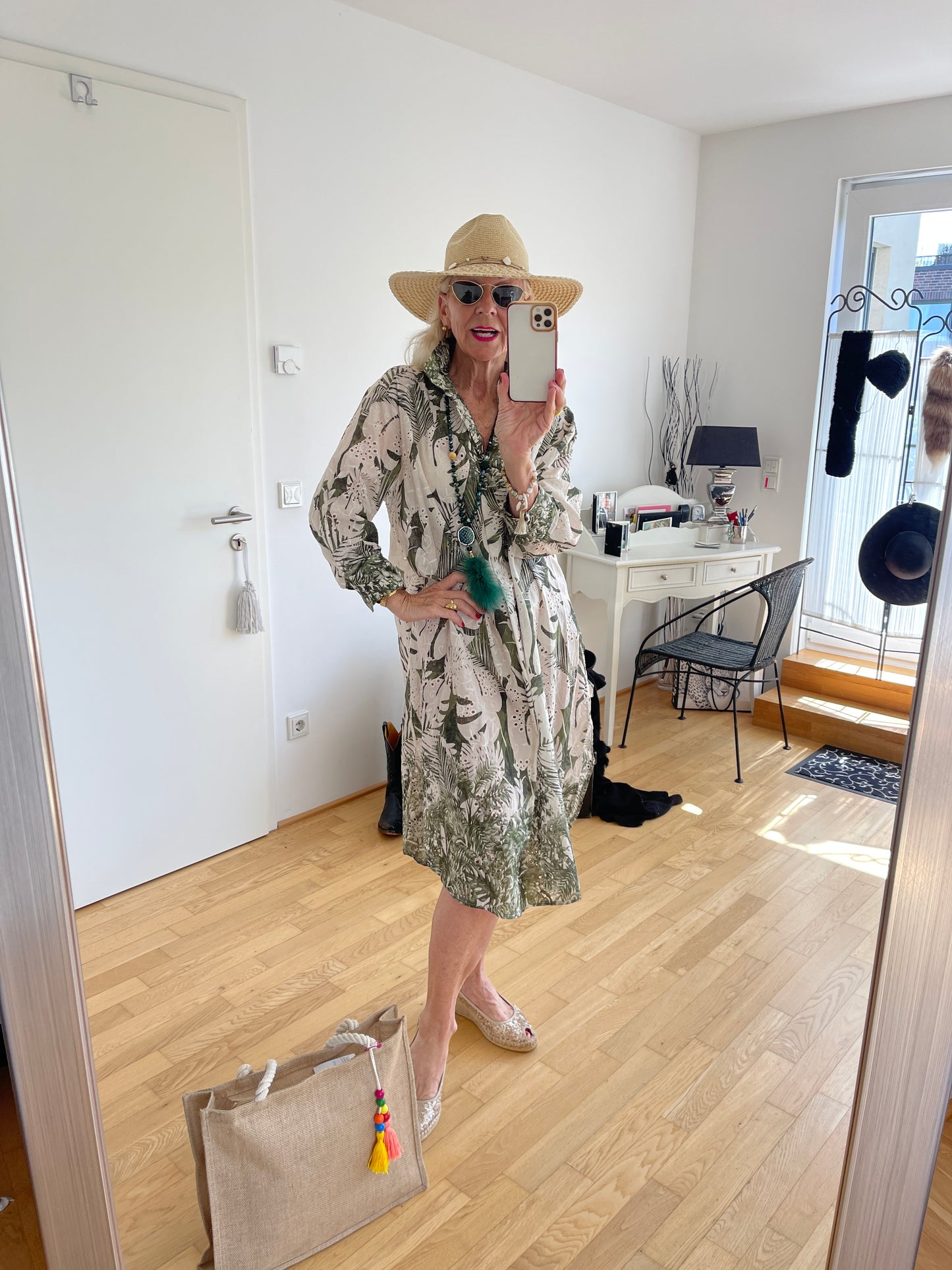 Kleid PRONTO €99,90; extravagant, lässig sowie schick, ein tolles Kleid in einem tollen Schnitt