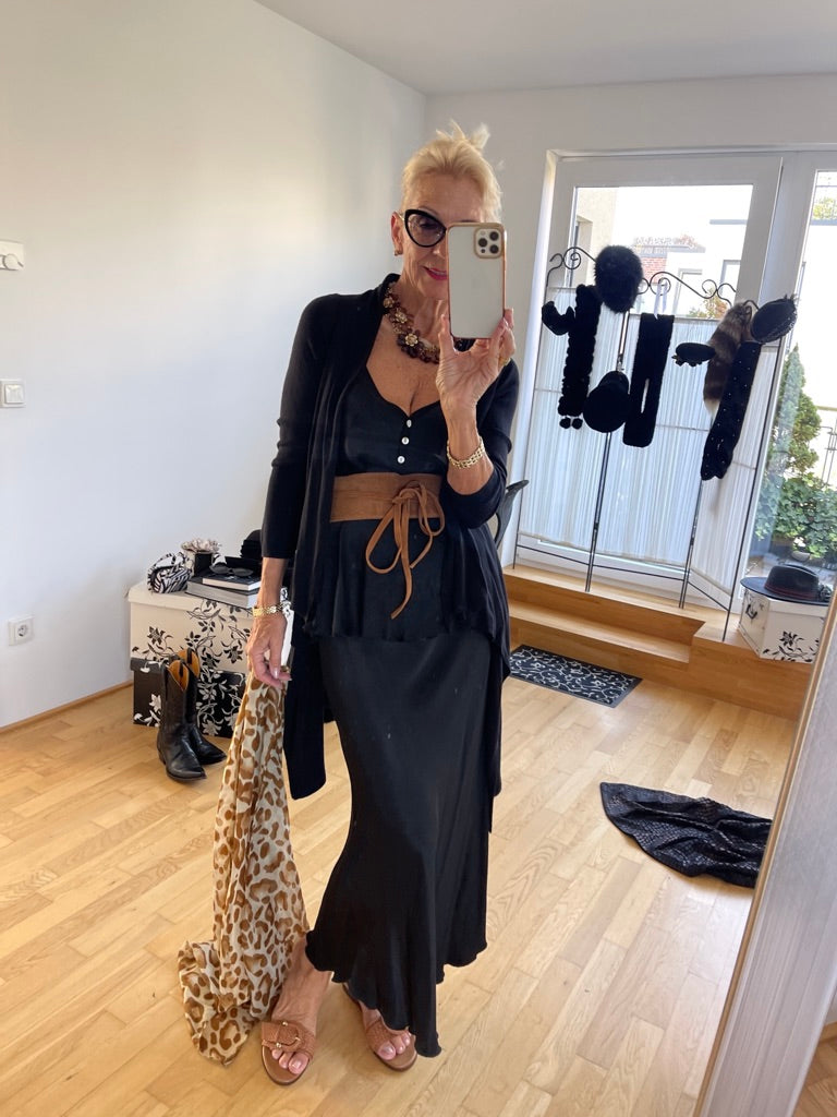 Strickjacke STAR €79,90, wunderbar leichte sowie figurbetonte Longstrickjacke