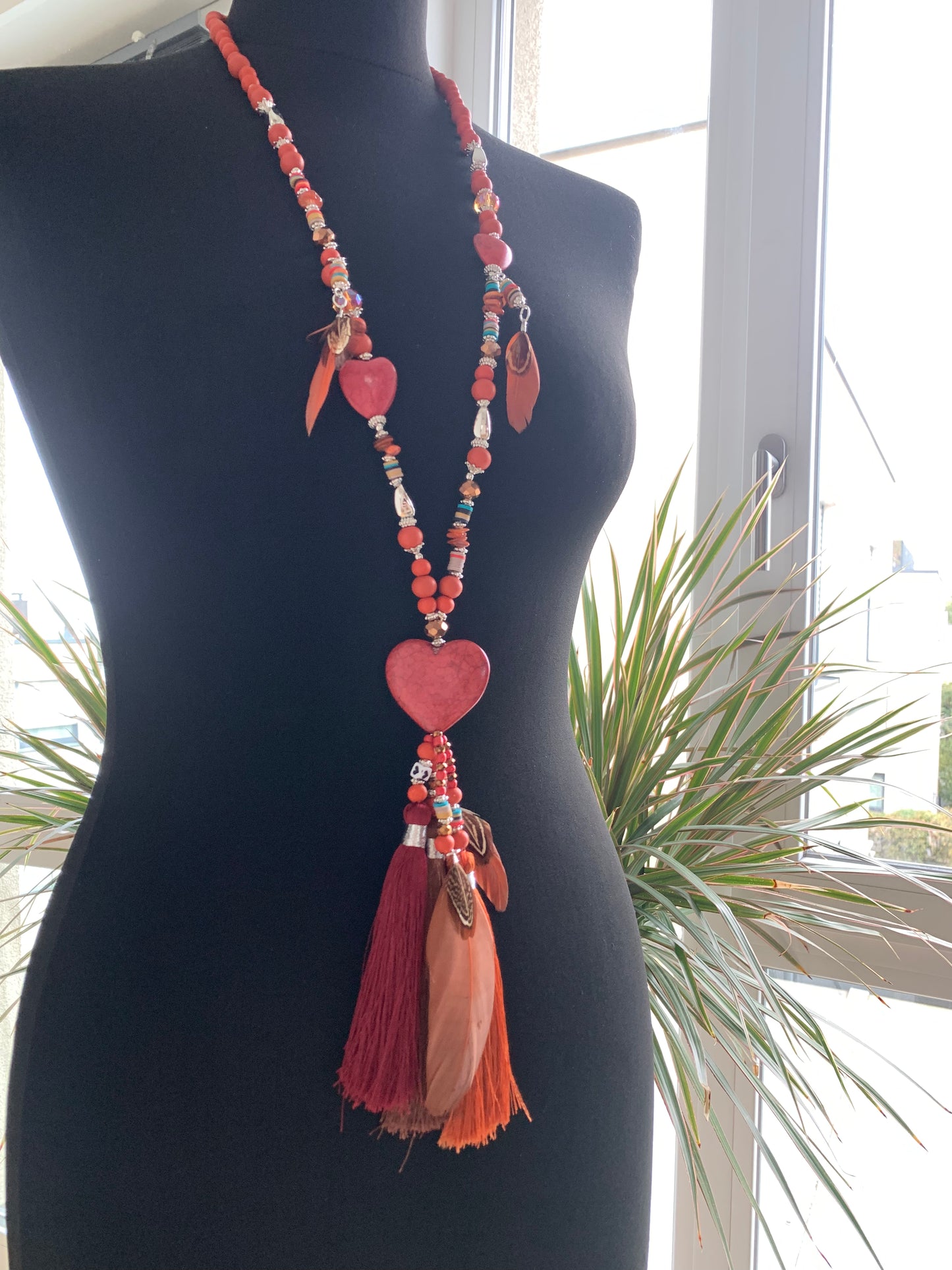 Kette ARIELLE €49,90; stylische Longkette