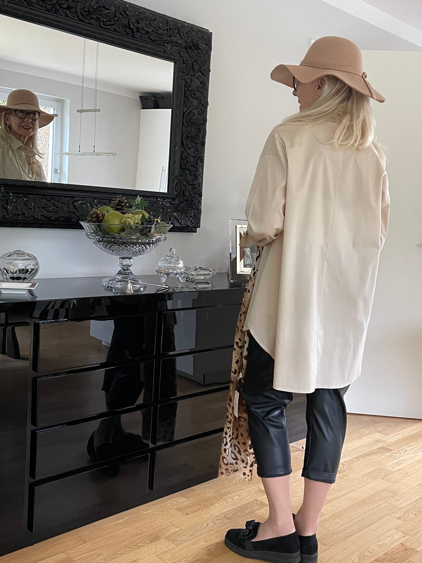 Bluse JETTE beige; €89,90; super edle Longbluse, toller Schnitt