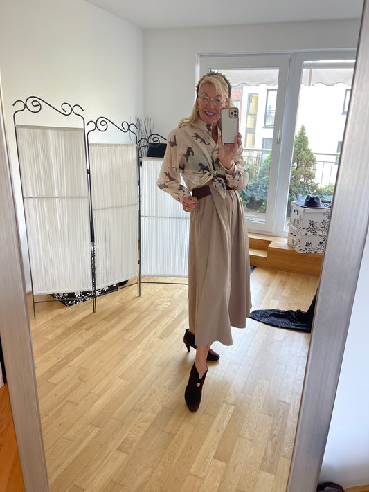 Rock VASILIKI beige €99,90; einfach ein grandioser Schnitt