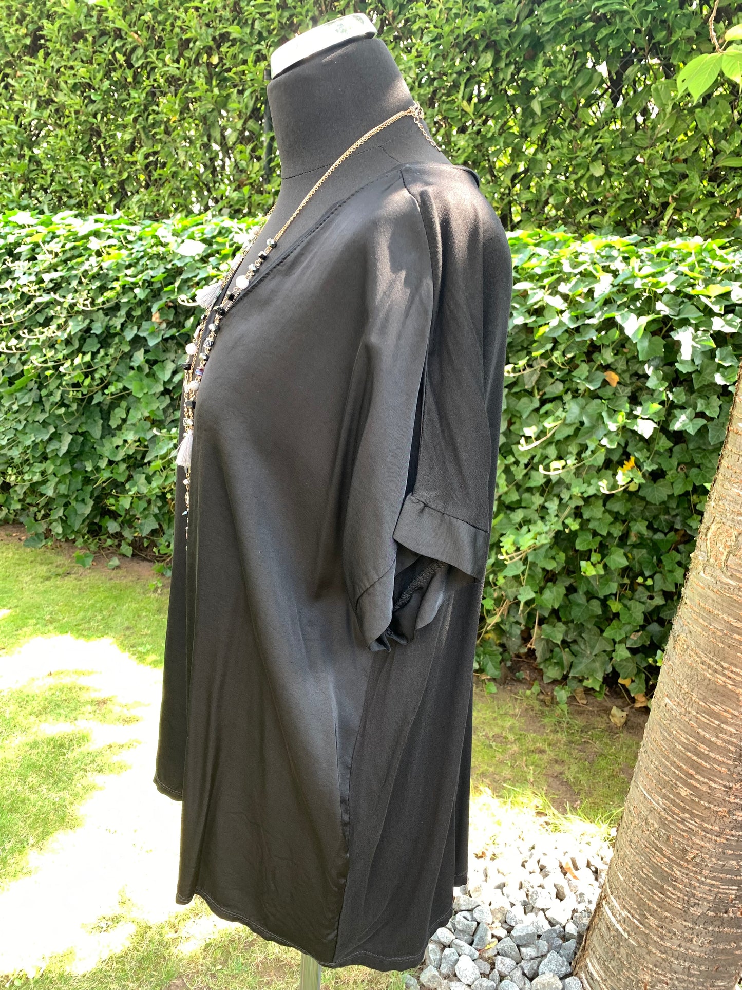 Oberteil CAMILLA schwarz; jetzt €29,90 statt €69,90 im Super-Summer-Sale