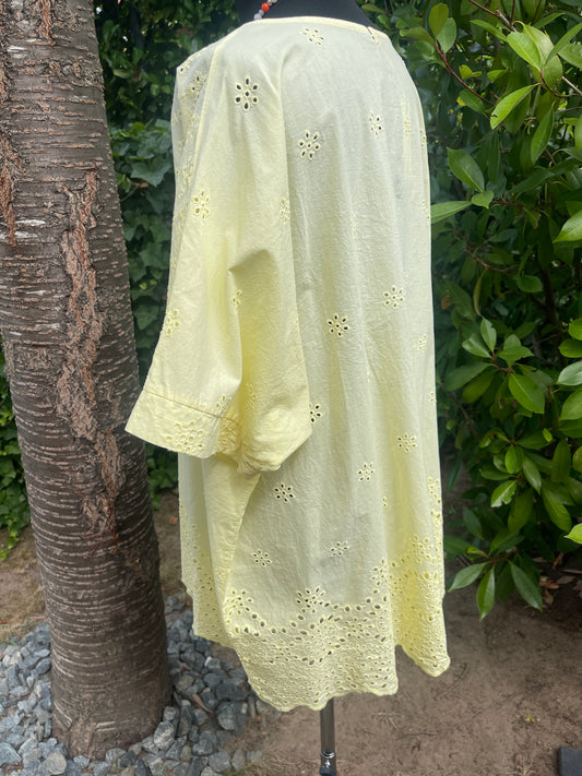 Tunika BLANKO yellow €59,90 statt €89,90; Style auch mit Genussgröße