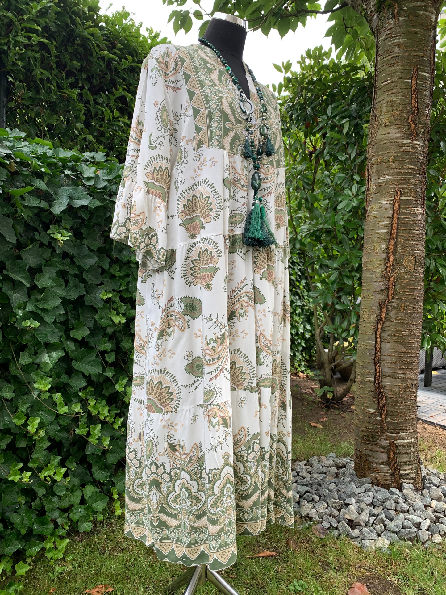 Kleid PHILIPPA green-beige jetzt €59,90 statt €99,90 im Super-Summer-Sale