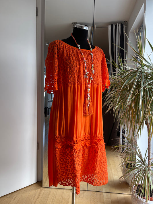 Kleid JUFA orange €79,90; … das perfekte sommerliche Reisekleid