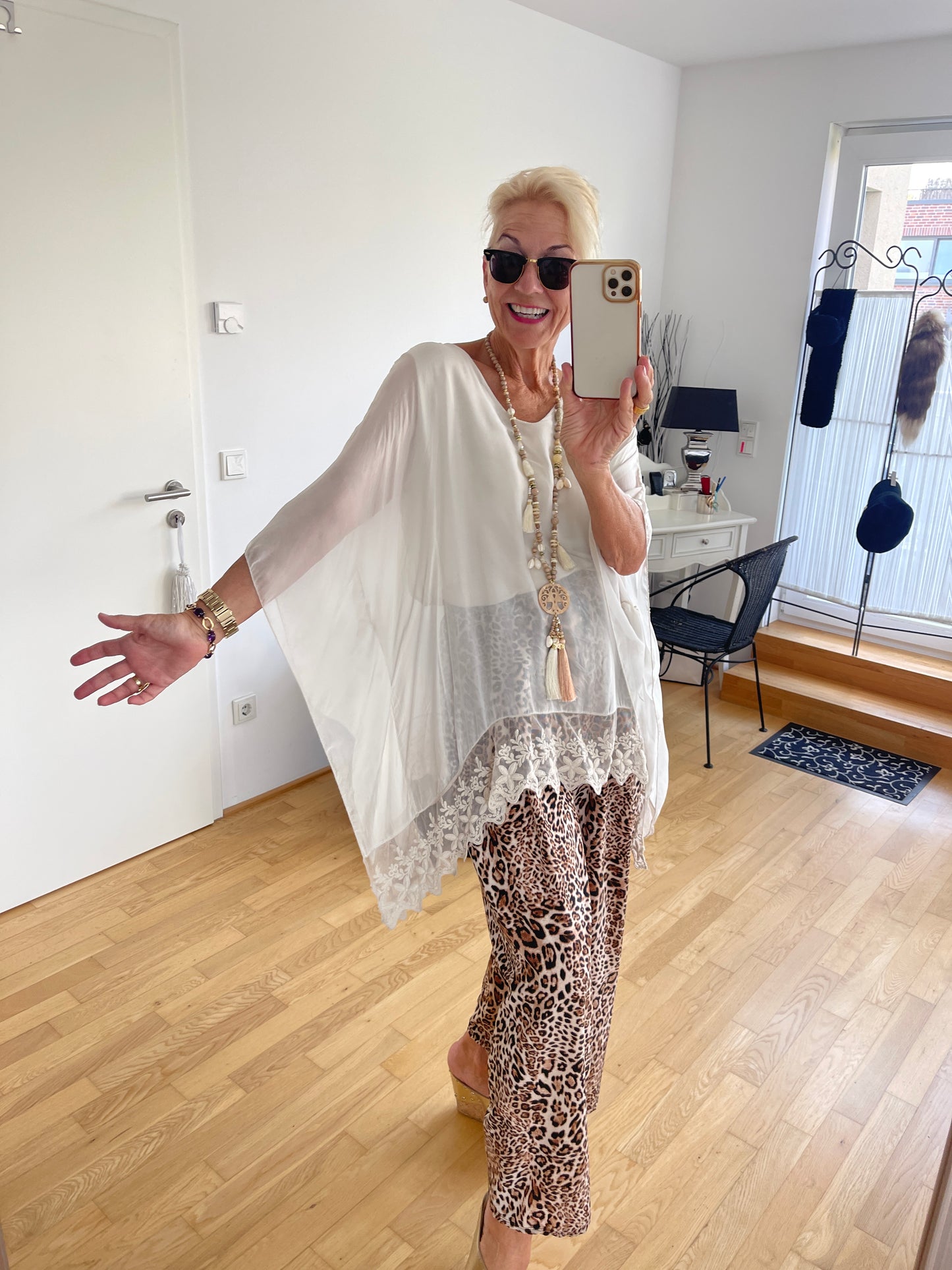 Tunika CARMEN beige; €99,90 edel, leicht.. perfekt für sooo viele Gelegenheiten