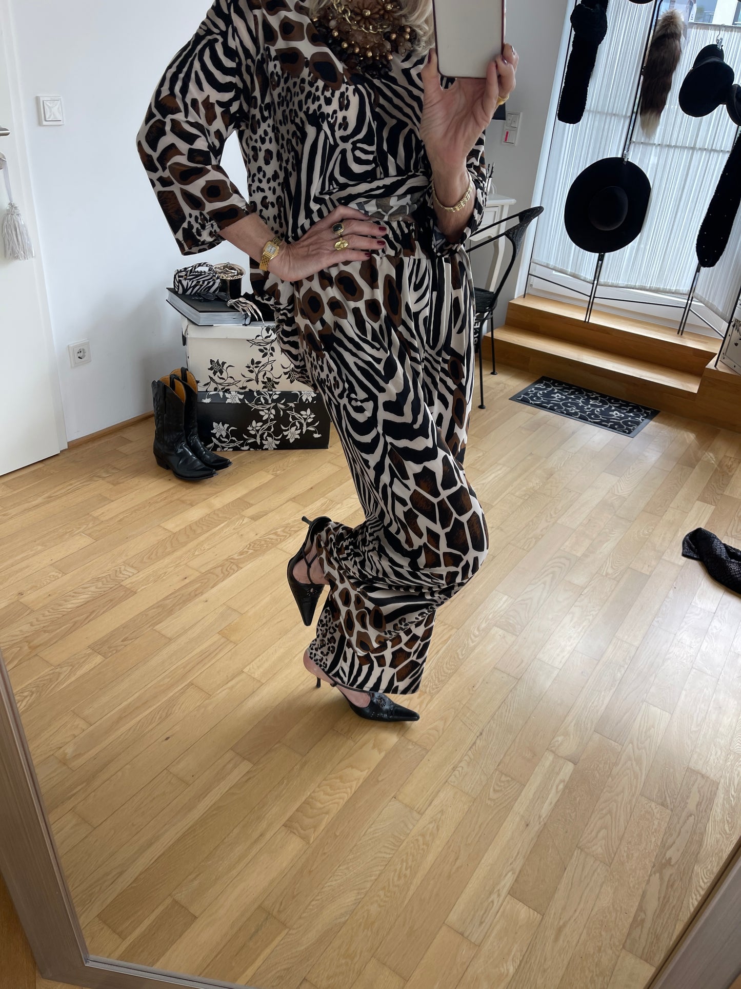 Hose EVA €79,90; geniales Modell und Material für den Übergang