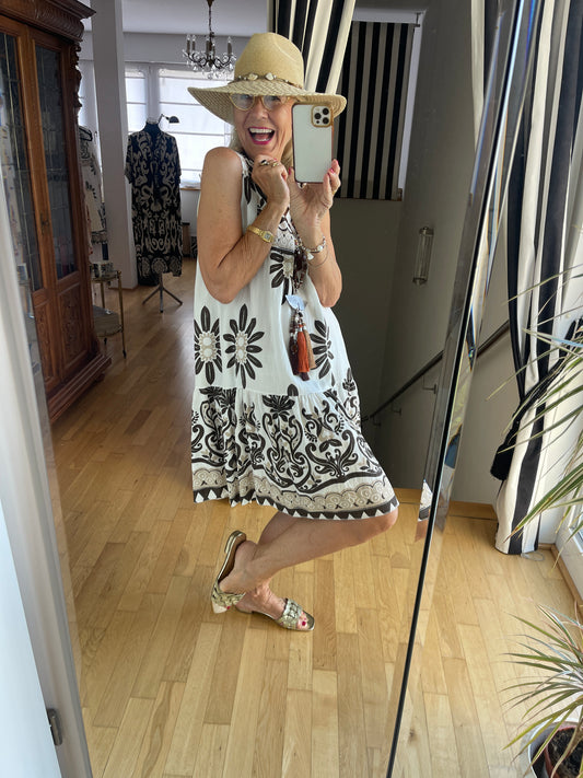 Kleid JONTE brown €49,90 statt €€79,90 .. ein perfekter sommerlicher Allrounder ☀️