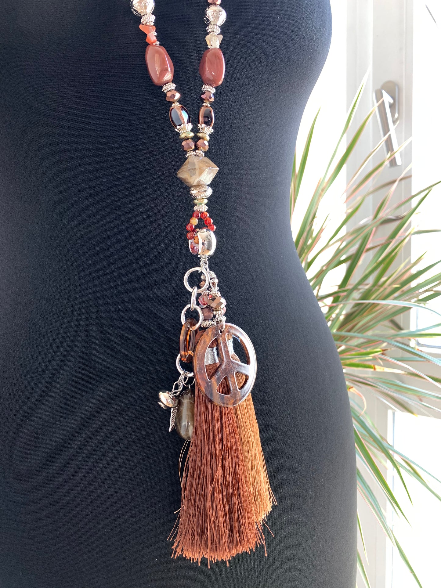 Kette JONNA €49,90; stylische Longkette
