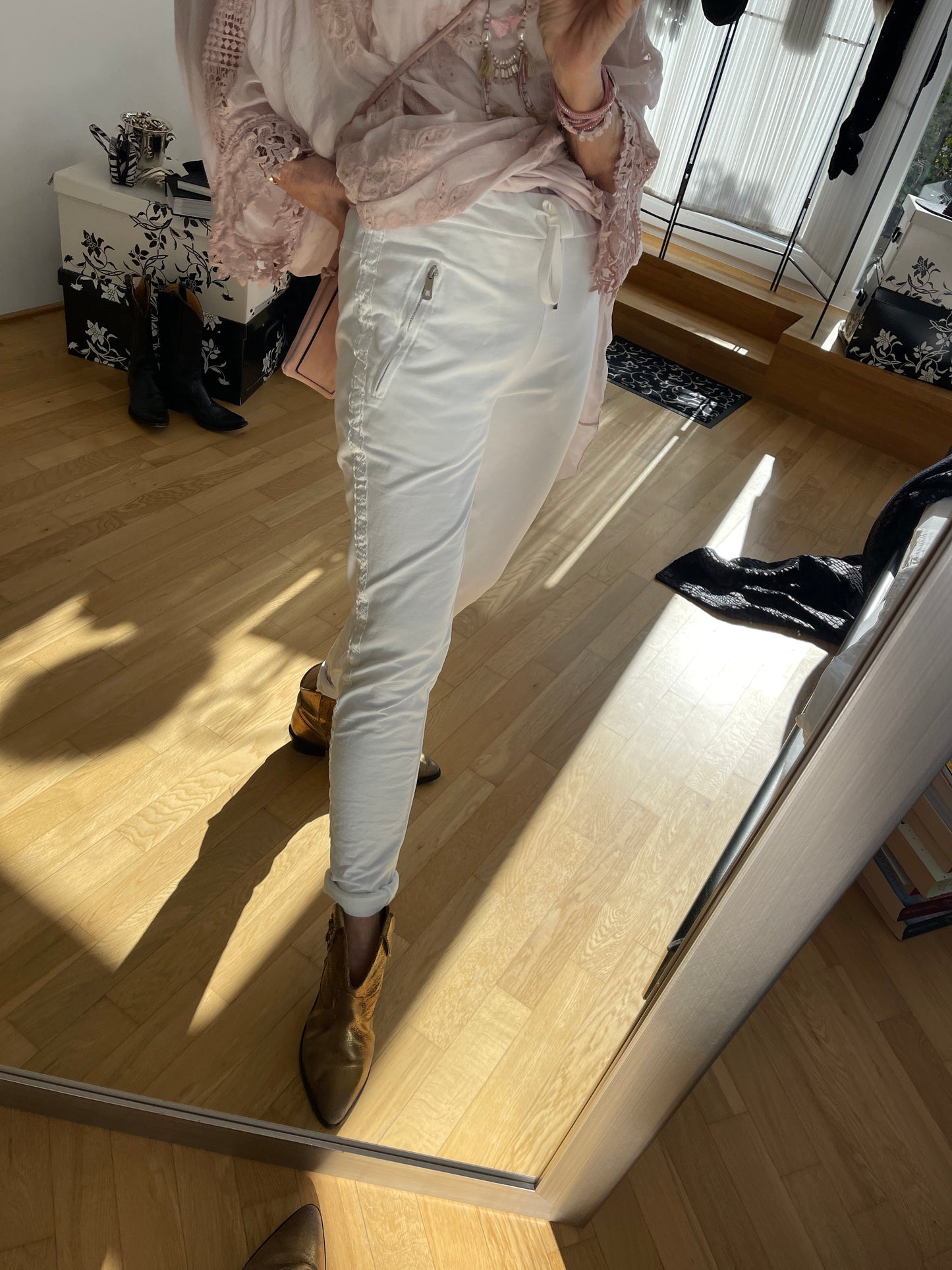 Hose KRETA Gr. M white €56,90 im ENDESS-SUMMER-SALE