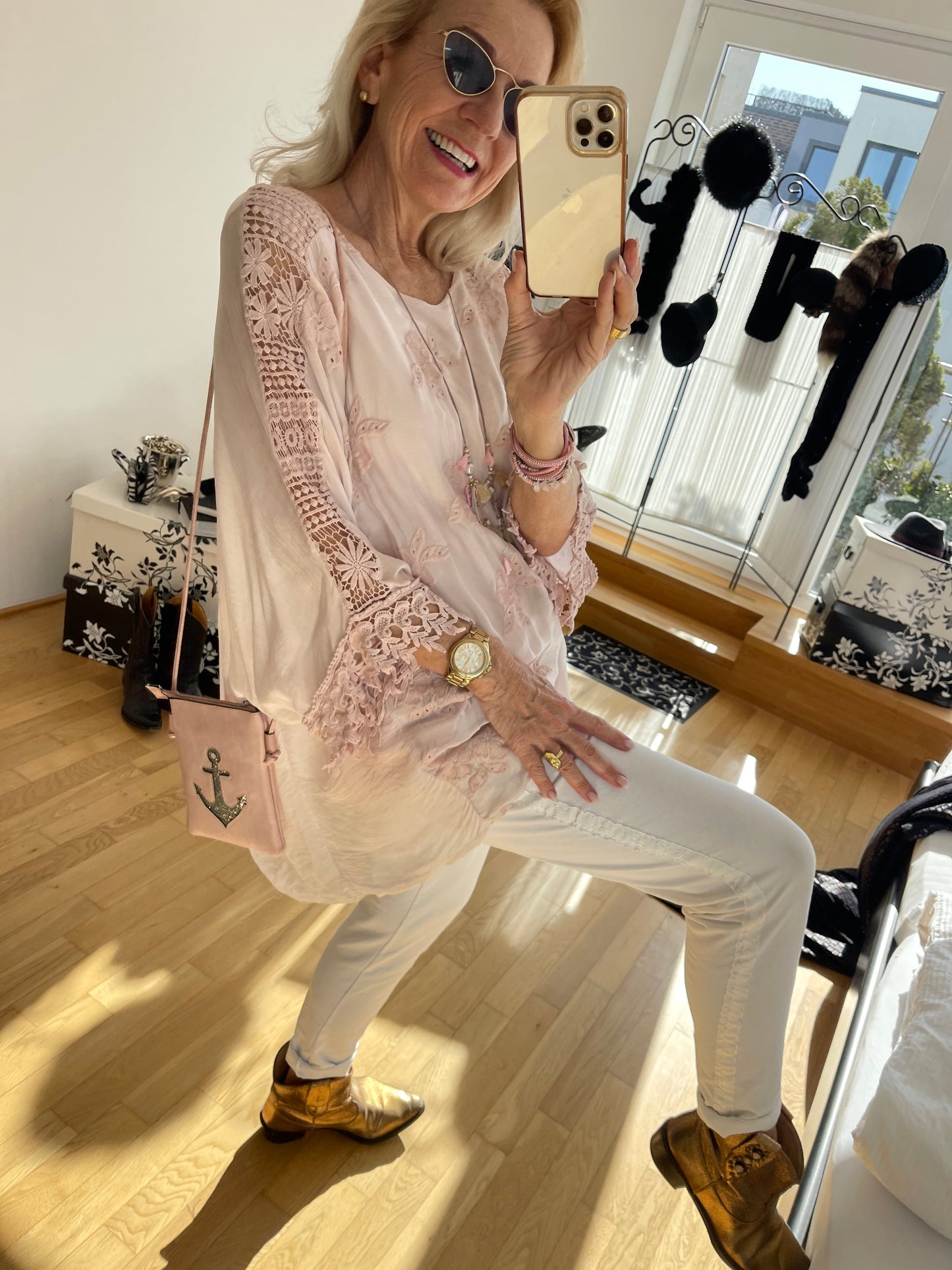 Hose KRETA Gr. M white €56,90 im ENDESS-SUMMER-SALE