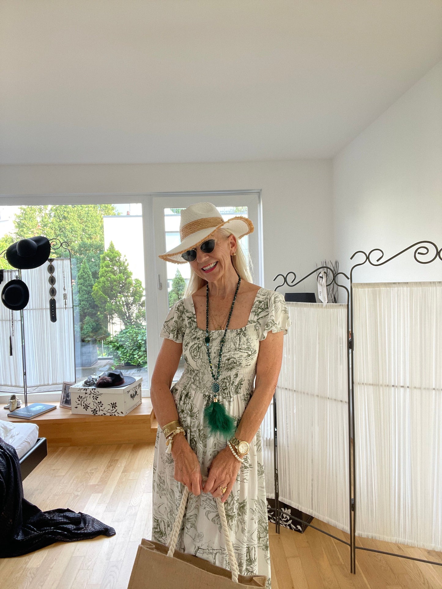 Kleid PATTY green €79,90; sooo duftig und luftig, ein richtiger Sommertraum