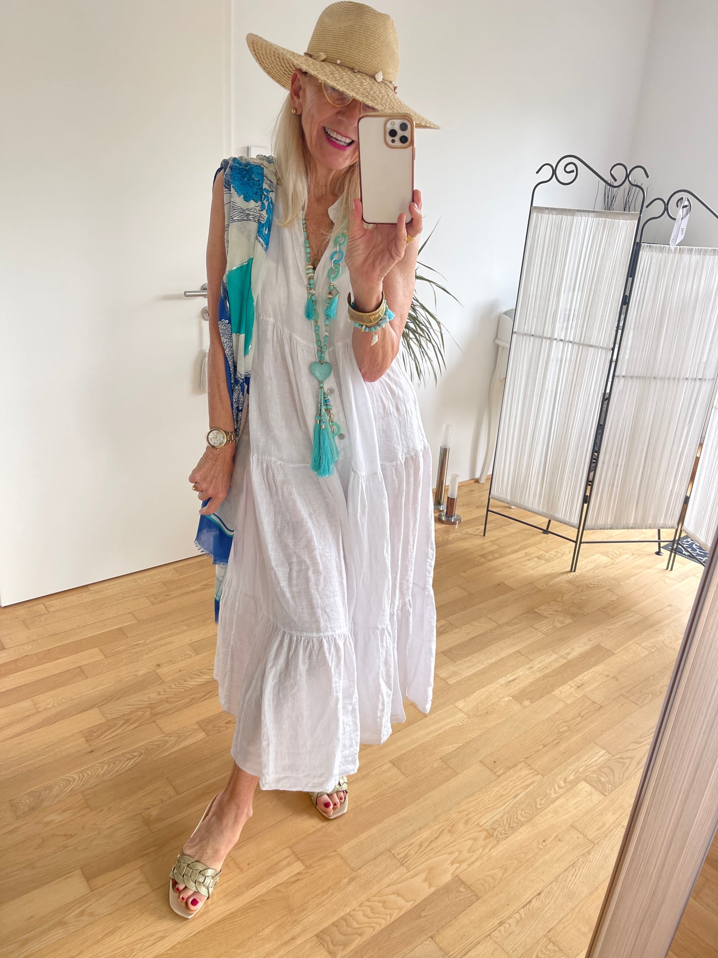 Kleid JESOLO white; €109,90 ein herrlich langes Leinenkleid, klassisch, edel und auch top für größere Größen