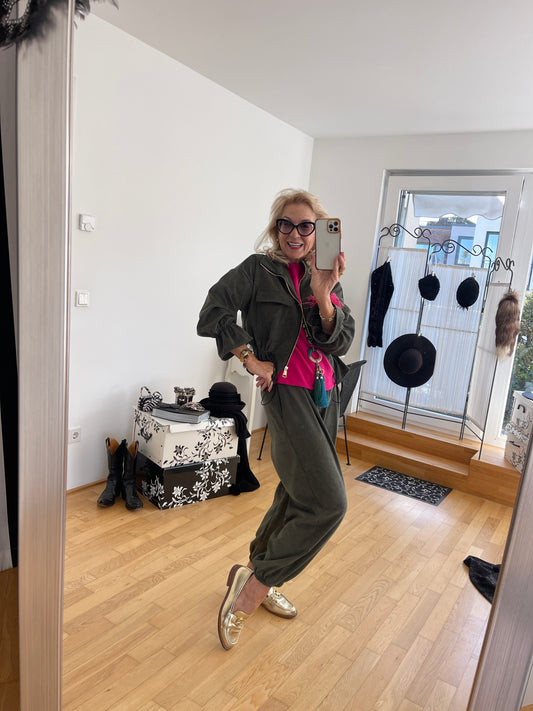 Jacke&Hose 2-Teiler MALIBU €199,90; einfach mega schick und so toll vielseitig zu kombinieren 🍂