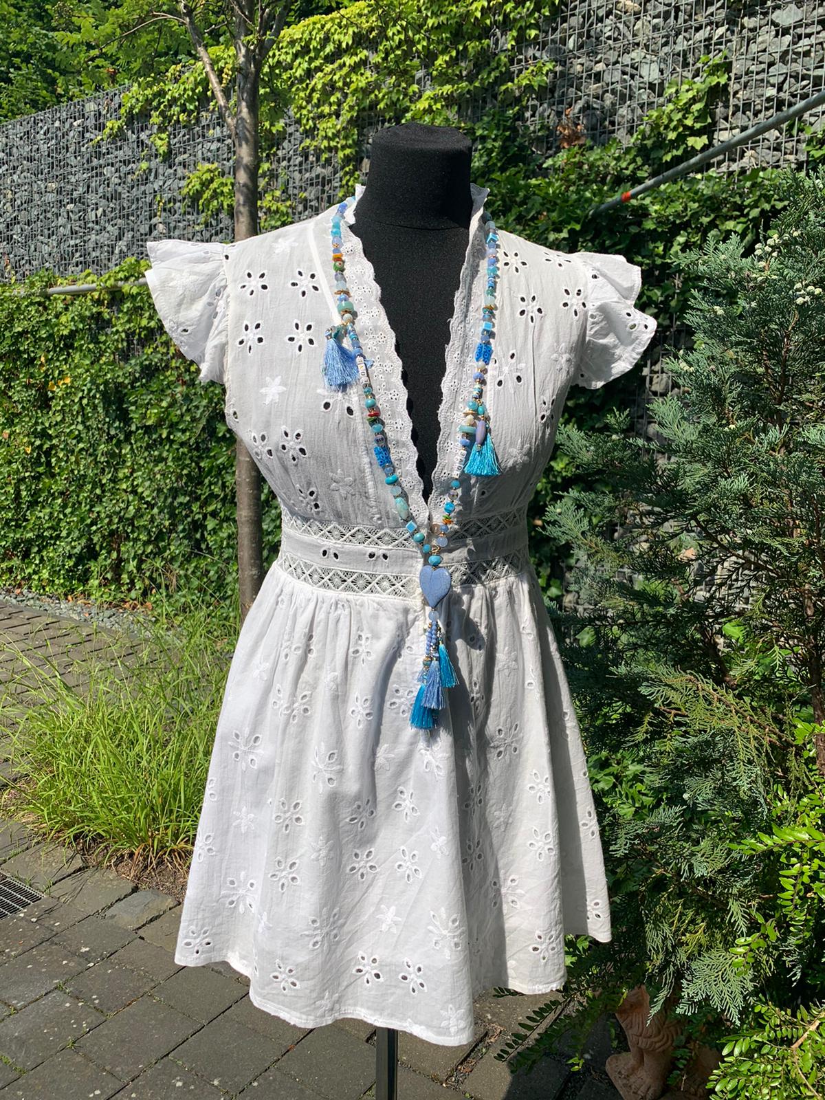 Bluse EMMA white € 28,90 im ENDLESS-SUMMER-SALE