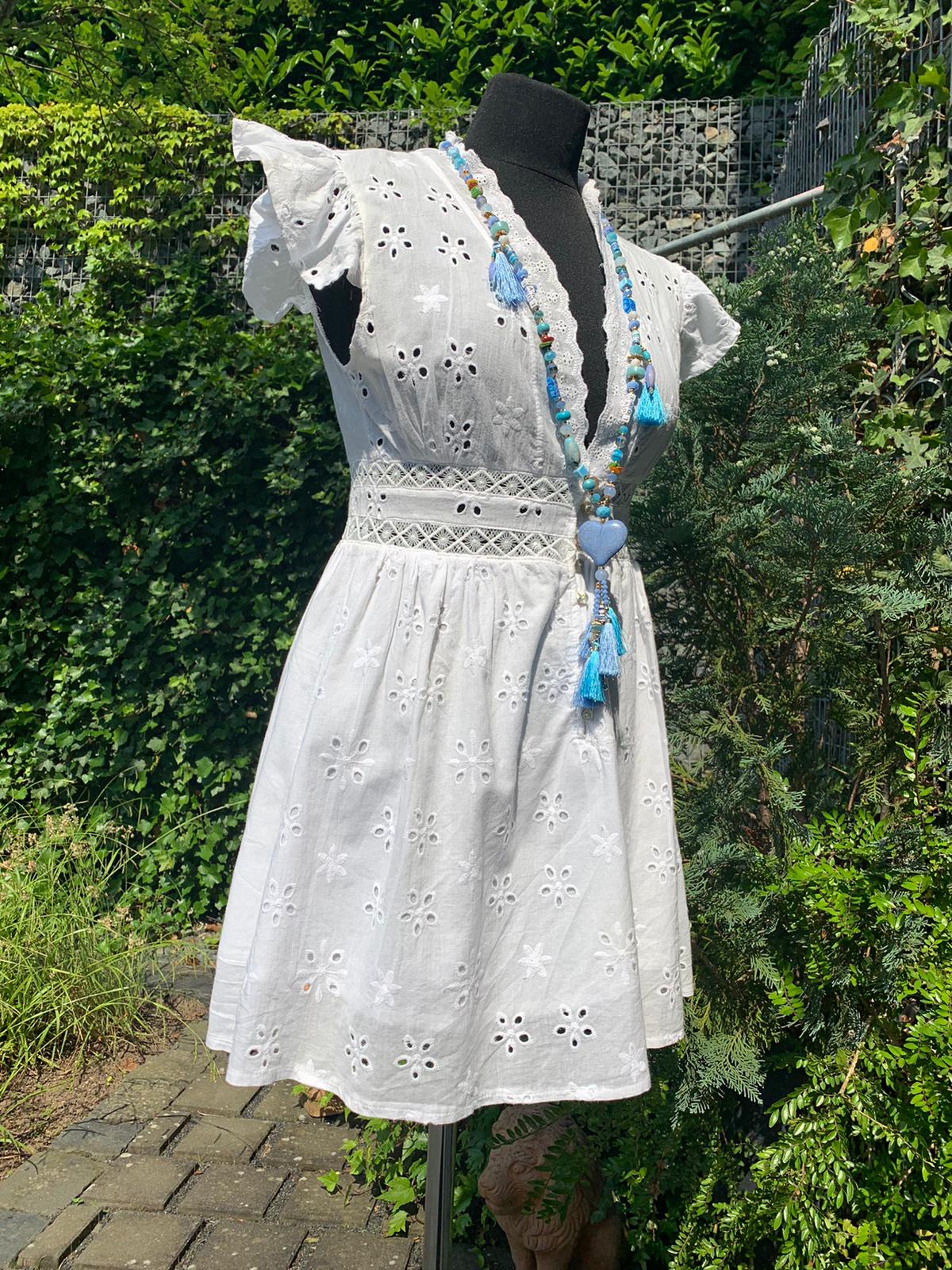 Bluse EMMA white € 28,90 im ENDLESS-SUMMER-SALE
