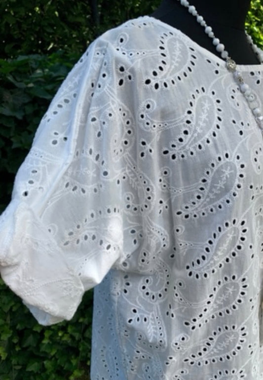 Oberteil BLONDY white; jetzt €39,90 statt 69,90 im Super-Summer-Sale