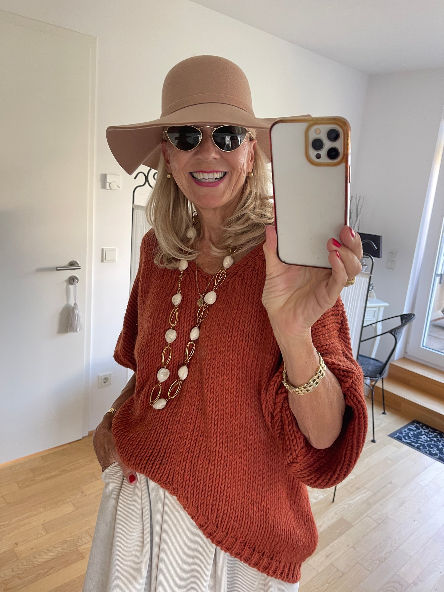 Pullover ARMSTRONG rostrot €79,90; kuschelig, so lässig, so herrlich wunderbar 🍂